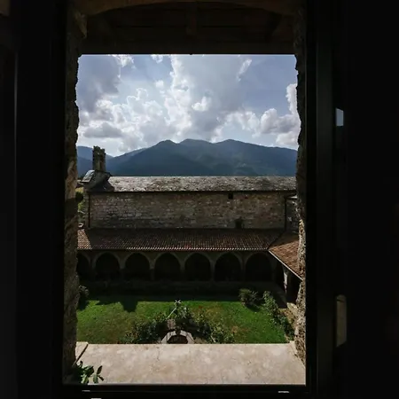 Szálloda Eremo Di *