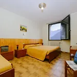 Eremo Di מלון Bienno